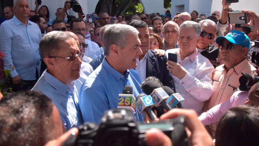 Gonzalo dice recorrerá todas las provincias para agradecer a quienes votaron por él 