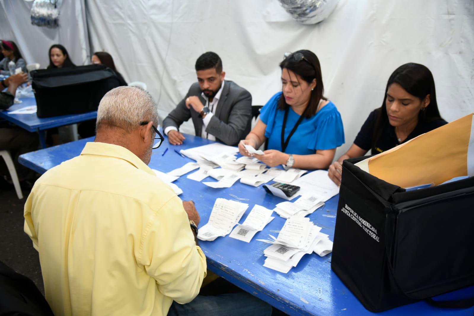 El conteo manual se realiza desde el día de ayer. 