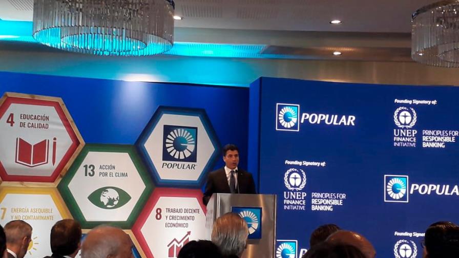 Banco Popular lanza préstamos preferentes para vehículos ecológicos y paneles solares 