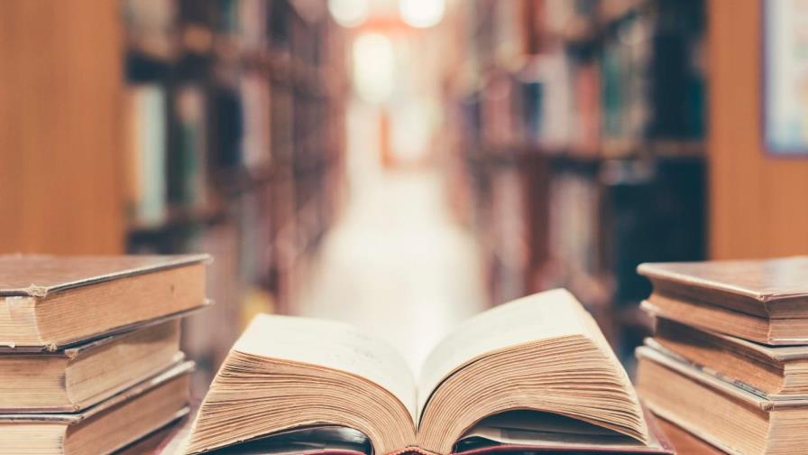 El hombre que espera milagros El hombre que espera milagros