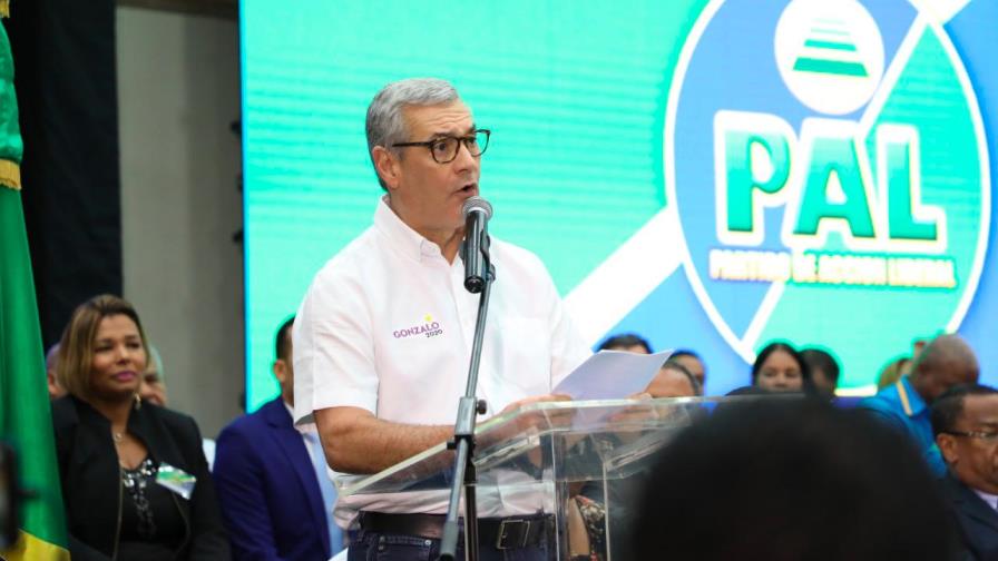 Gonzalo Castillo llama a sus seguidores a no dejarse provocar en la campaña