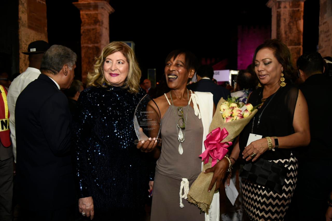 Mirka Morales, Rosanna Dipré y Tailuma Menieur.