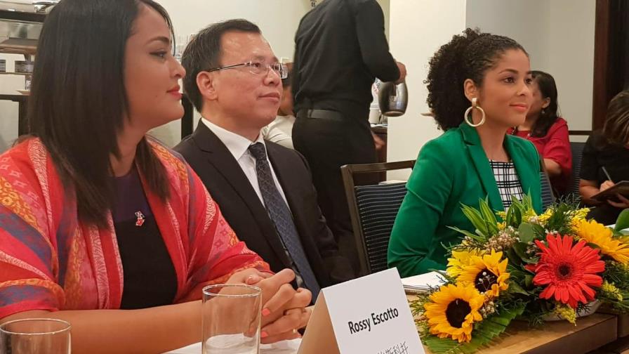 China apetece el ron, los minerales, el tabaco y otros rubros agrícolas criollos China apetece el ron, los minerales, el tabaco y otros rubros agrícolas criollos