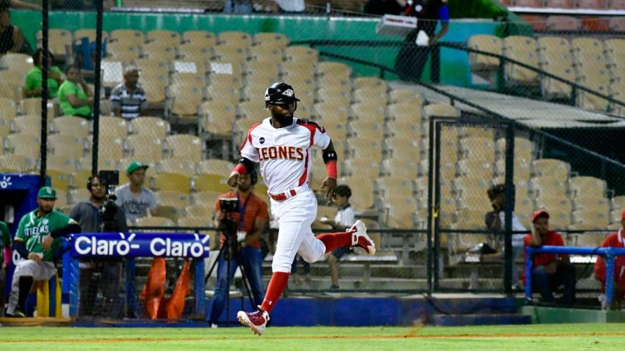 El Escogido sigue sólido y hunde más a las Estrellas