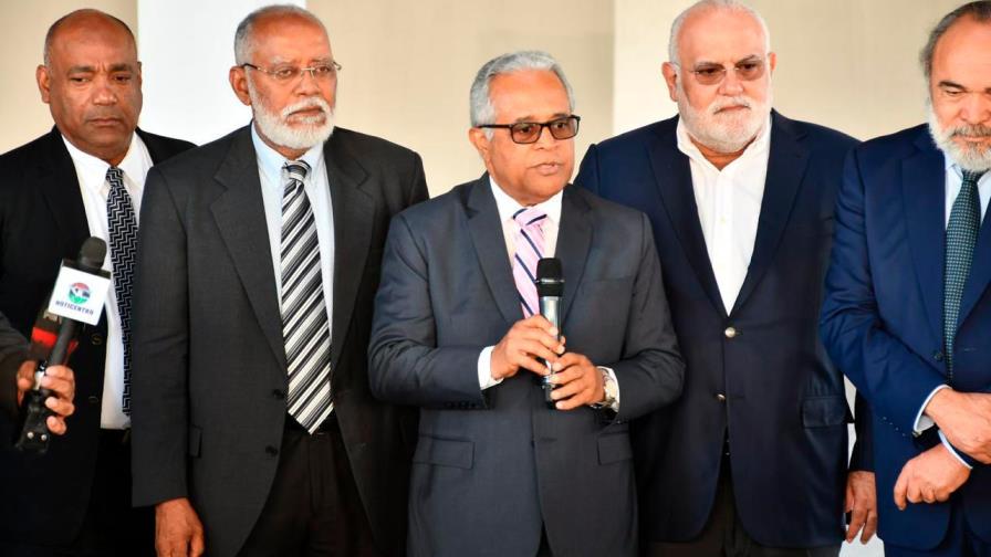 Brea vuelve a la Ciudad de la Salud Charles de Gaulle a terminar hospital Brea vuelve a la Ciudad de la Salud Charles de Gaulle a terminar hospital