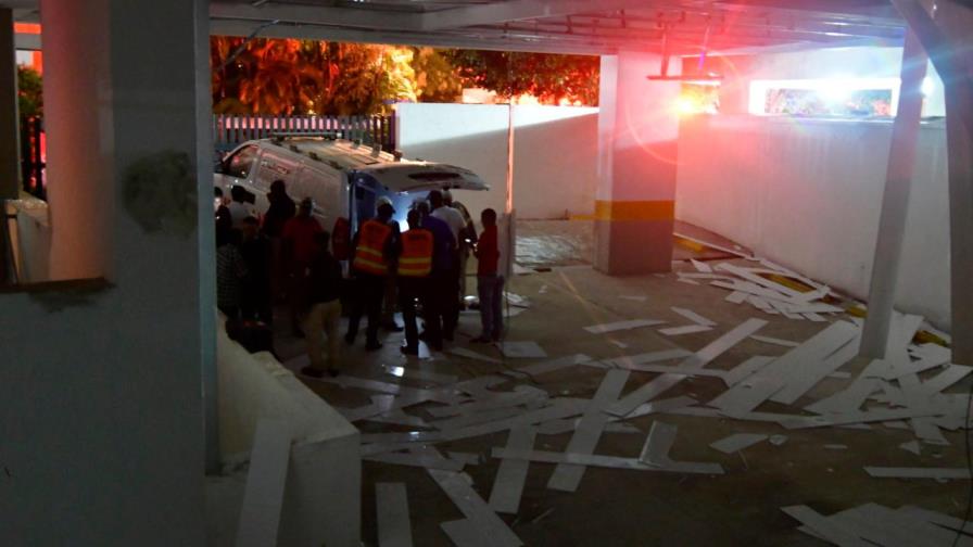 Aumentan a tres los fallecidos por explosión en torre del sector Evaristo Morales Aumentan a tres los fallecidos por explosión en torre del sector Evaristo Morales