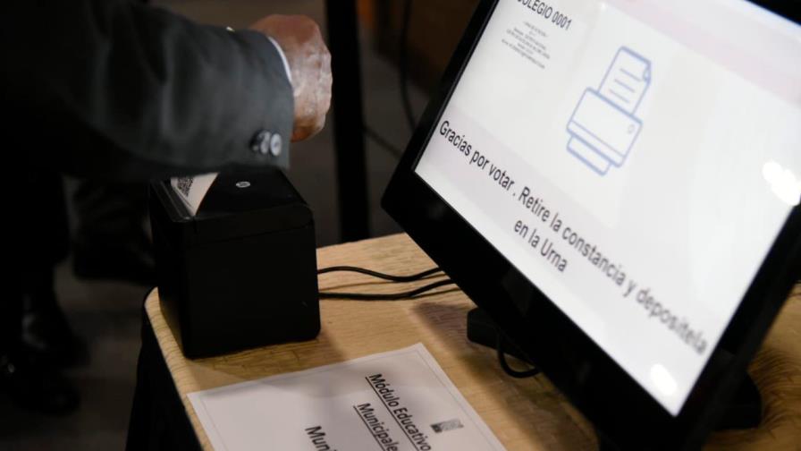 JCE enumera ventajas del voto automatizado y desventajas del voto manual