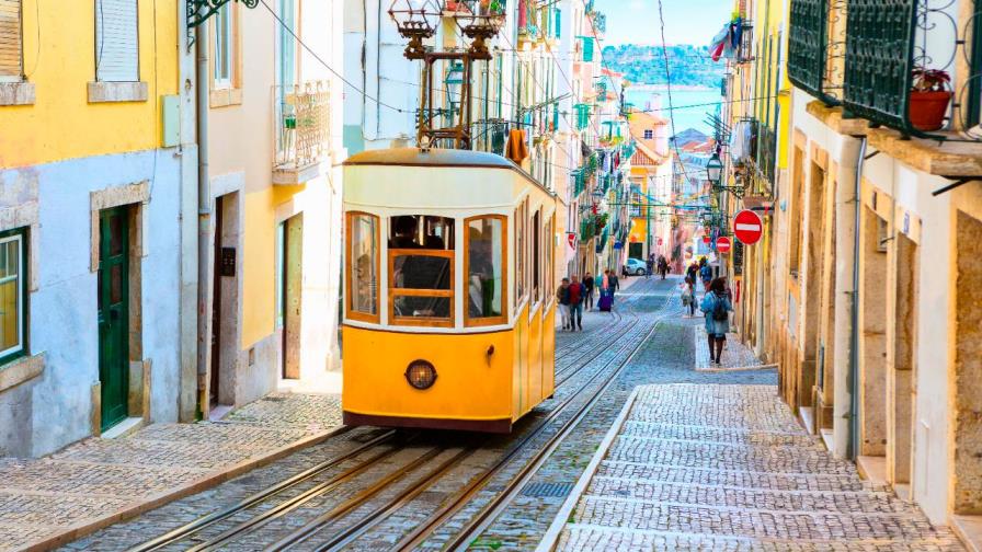 Escuelas de frontera, o cómo hacer bilingüe el límite entre España y Portugal