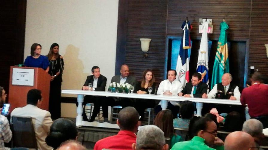 PRM y Alianza País se alían para elecciones congresuales y municipales PRM y Alianza País se alían para elecciones congresuales y municipales