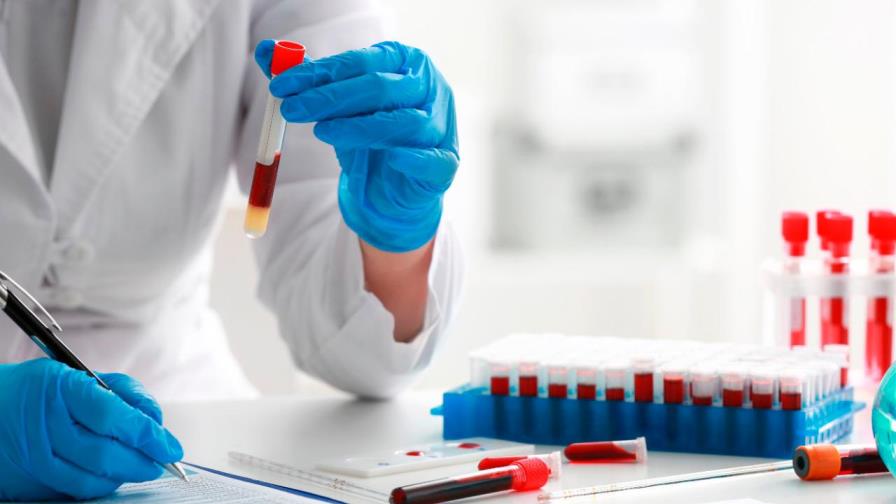 Toshiba crea tecnología para detectar cáncer con una sola gota de sangre