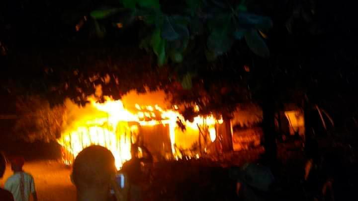 Tres personas mueren en un fuego en Barahona