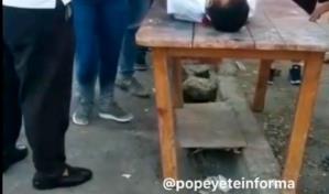 Rescatan hombre que se ahogaba en toneladas de maíz