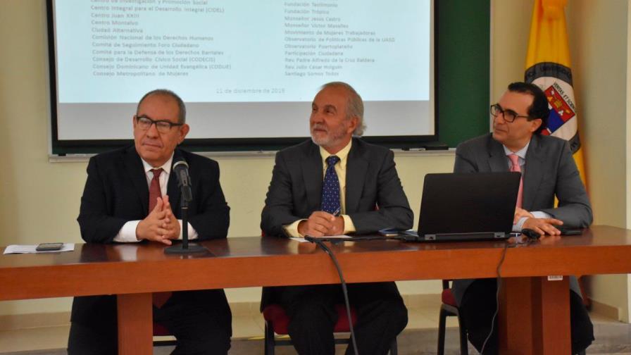 Presentan a partidos manifiesto por un sistema electoral transparente Presentan a partidos manifiesto por un sistema electoral transparente