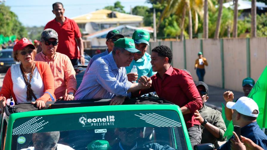 Leonel Fernández aceptaría voto automatizado, pero condiciona su uso