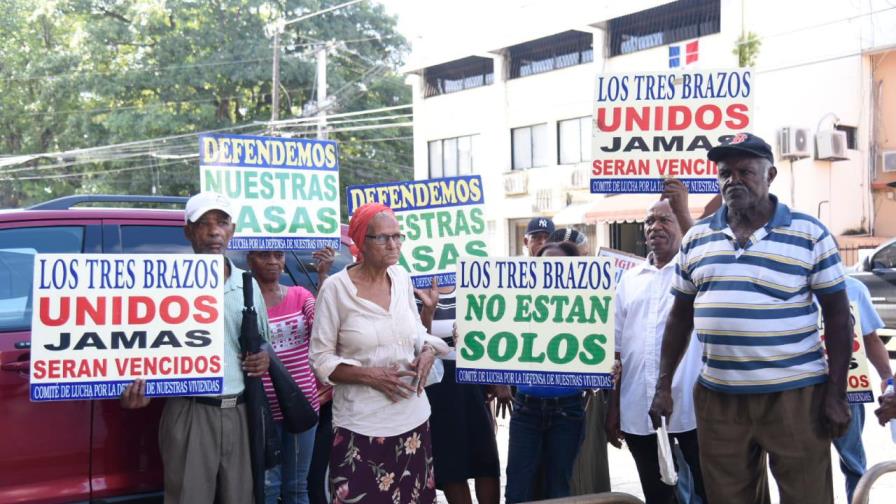 Caso por venta de Los Tres Brazos aplazado hasta febrero Caso por venta de Los Tres Brazos aplazado hasta febrero