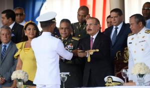 Juramentan 38 nuevos oficiales de la Armada de la República Dominicana 