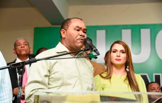 Francisco Luciano presenta plan para reordenamiento de Santo Domingo Oeste