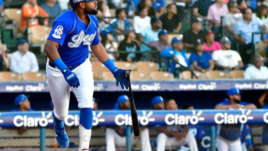 El Licey sufre más de la cuenta ante el Escogido, pero defiende la punta