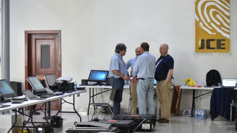 Resultados de auditoría a equipos de voto automatizado estarán listos en 20 días Resultados de auditoría a equipos de voto automatizado estarán listos en 20 días