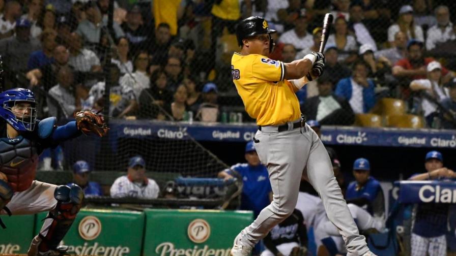 Las Águilas aprietan al Licey con el madero de Carlos Gómez y se ponen a un juego