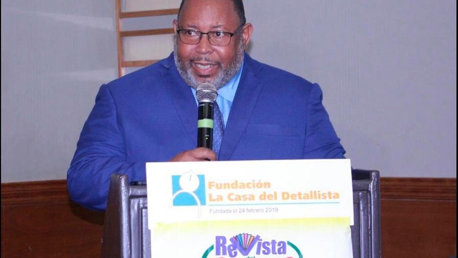 Comerciante llama población a consumir carne de pollo; propone establecer precios