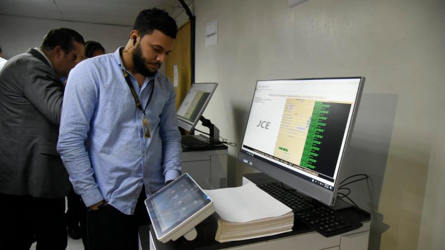 JCE inicia impresión de padrones electorales