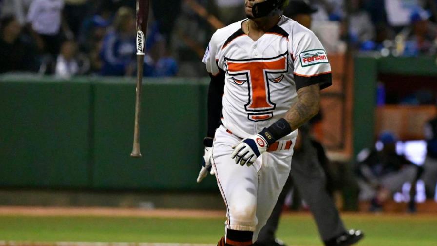 La artillería pesada de los Toros somete al Licey y toma control en la final La artillería pesada de los Toros somete al Licey y toma control en la final
