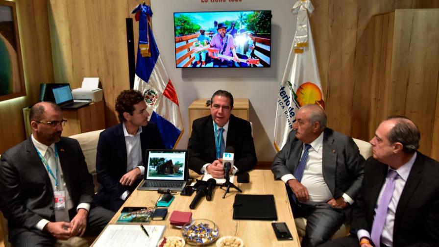 Ministro de Turismo defiende construcción de hotel en el Parque Nacional del Este Ministro de Turismo defiende construcción de hotel en el Parque Nacional del Este