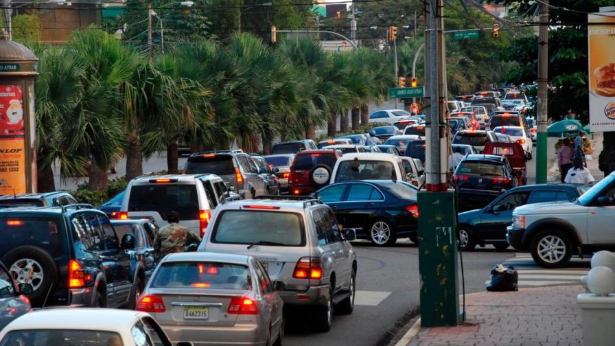 Los dominicanos financiaron cerca de 94,000 vehículos de enero a noviembre
