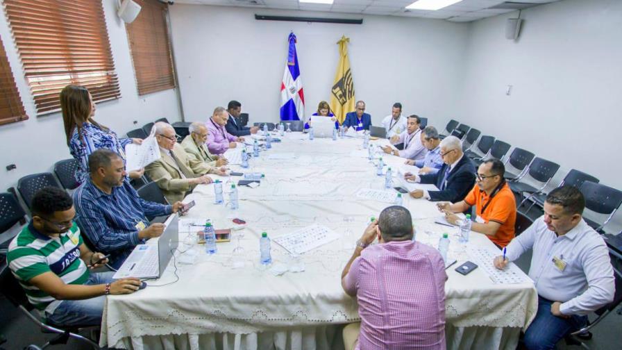 JCE y partidos realizan proceso de validación de boletas automatizadas para elecciones municipales 2020 JCE y partidos realizan proceso de validación de boletas automatizadas para elecciones municipales 2020