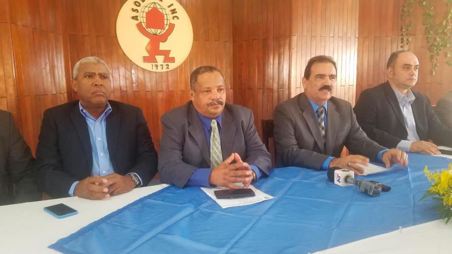 Ferreteros denuncian aumentos en varillas y cemento afecta sus ventas 