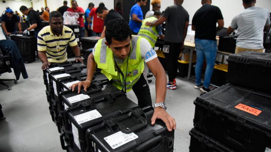 JCE inicia despacho de equipos del voto automatizado que se usarán en elecciones municipales JCE inicia despacho de equipos del voto automatizado que se usarán en elecciones municipales