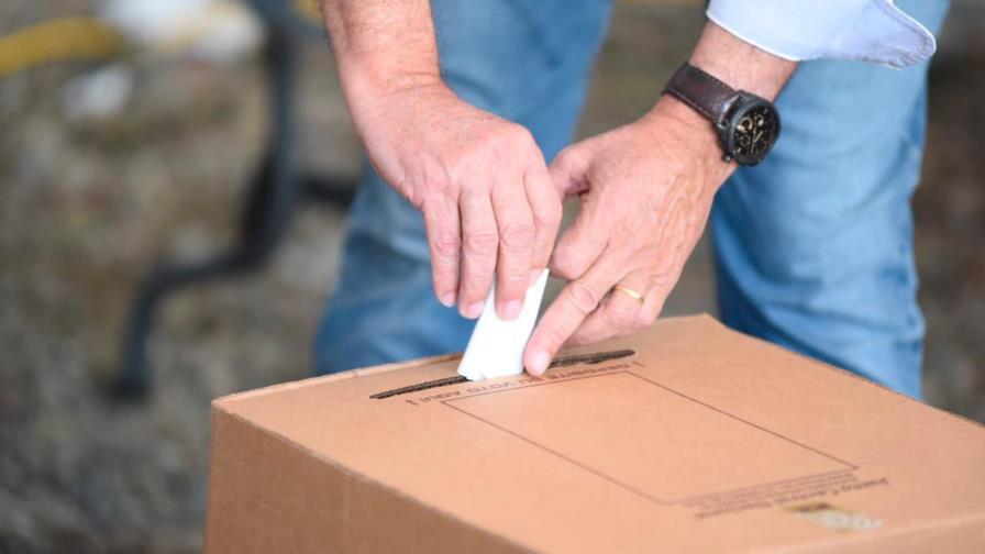 ¿Qué establecen las leyes dominicanas sobre la suspensión de elecciones?