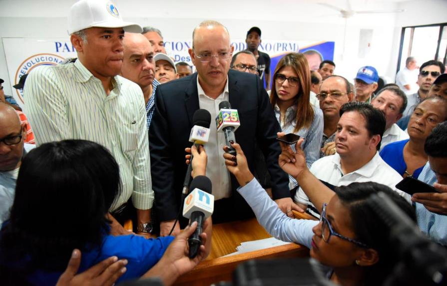 Candidato alcalde de Santiago: “Suspensión de las elecciones no es nada fortuito”