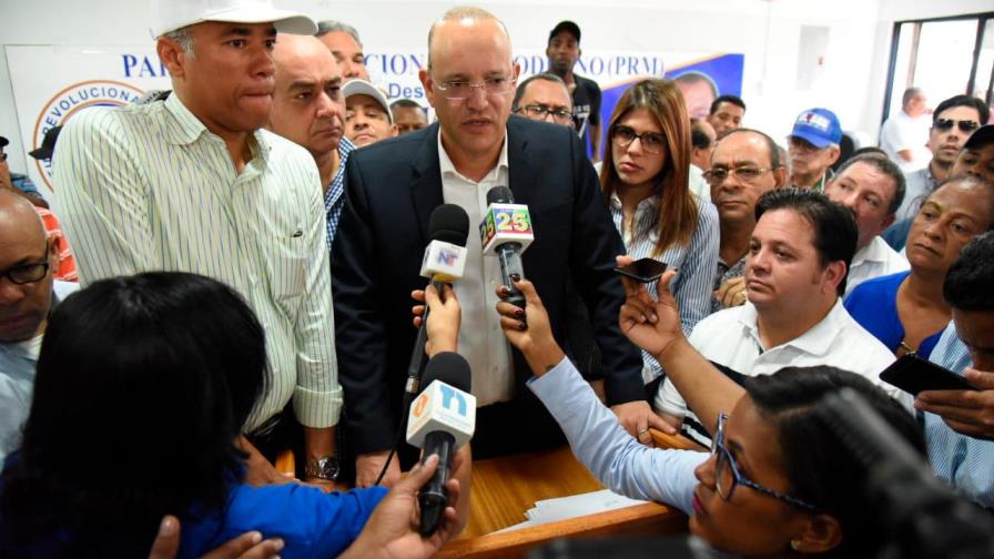 Candidato alcalde de Santiago: “Suspensión de las elecciones no es nada fortuito”