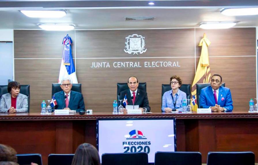 JCE amplía hasta este martes plazo de alianzas para elecciones de mayo