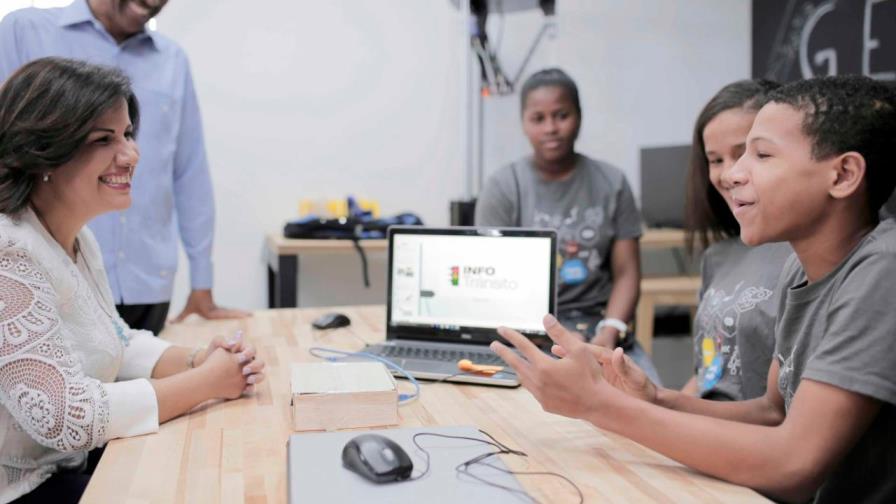 Estudiantes CTC-Maker de La Nueva Barquita seleccionados para concurso de la NASA