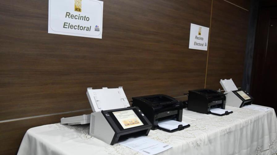 Junta Central Electoral realiza simulacro de transmisión con escáneres 