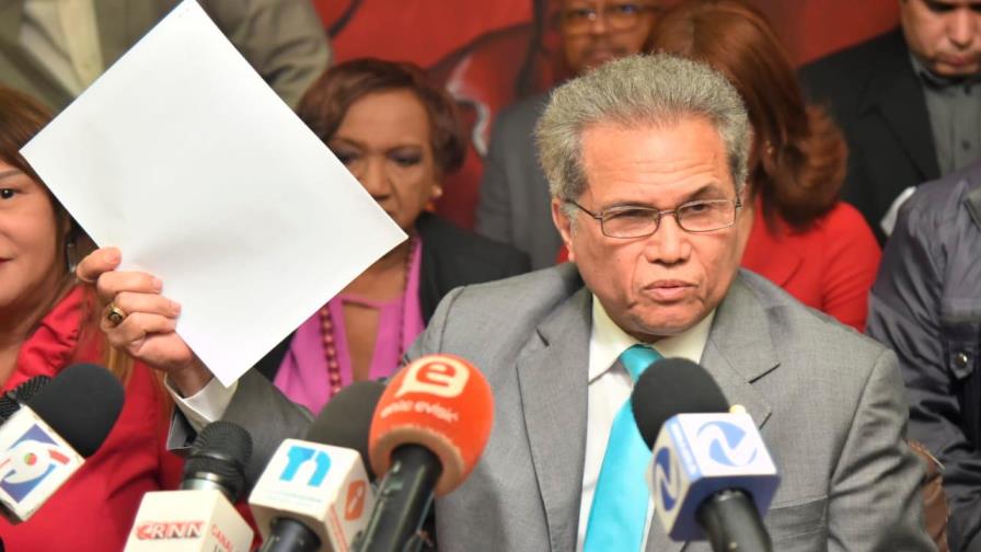 Colegio Médico Dominicano: la clave es el aislamiento social para evitar casos de coronavirus Colegio Médico Dominicano: la clave es el aislamiento social para evitar casos de coronavirus