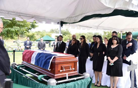 Sepultan con honores restos de Manuel Bergés Chupani, expresidente de la Suprema Corte Sepultan con honores restos de Manuel Bergés Chupani, expresidente de la Suprema Corte