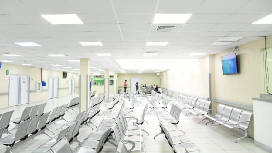 Áreas de consultas de los hospitales están vacías