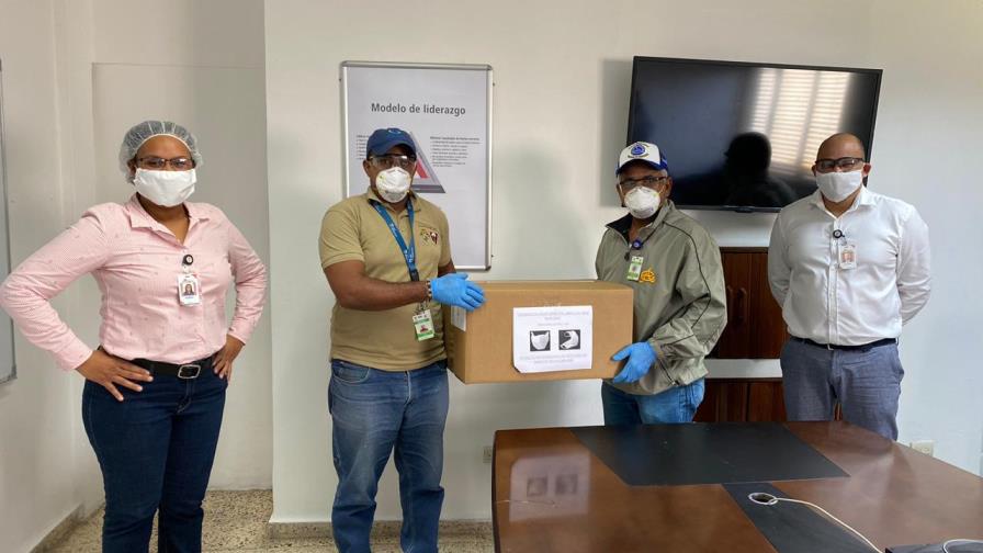 Sector de zonas francas dona más de 2,000 mascarillas al Ministerio de Salud Pública