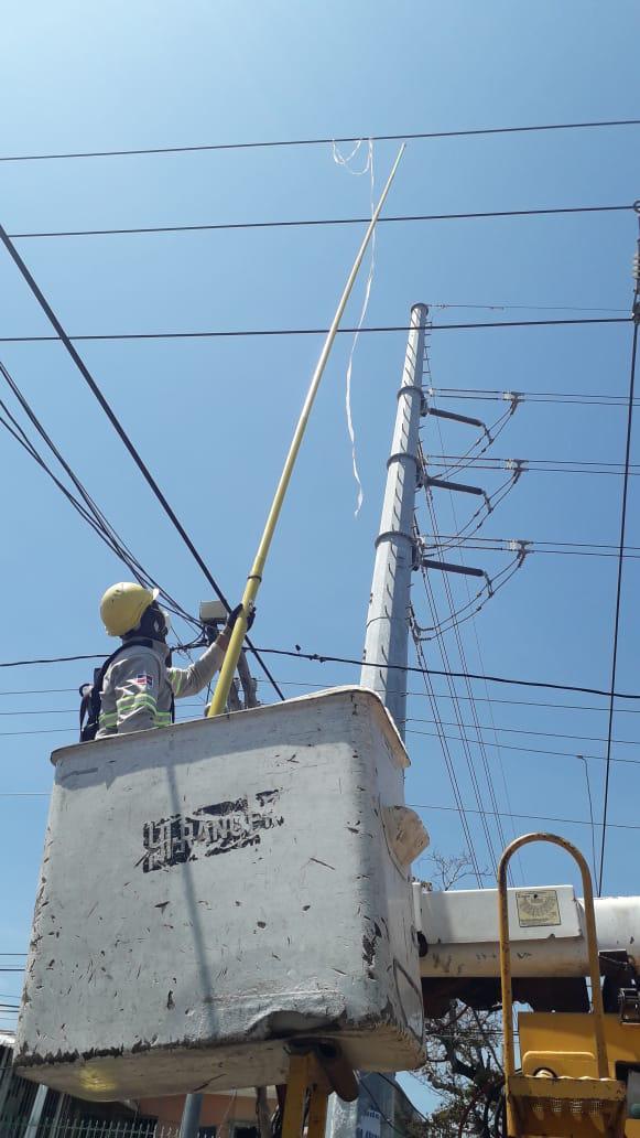 Chichiguas sacan de servicio 14 líneas de transmisión eléctrica