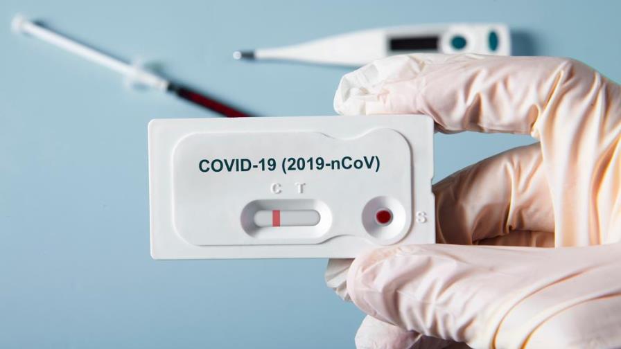 Colocar los pacientes boca abajo y otras medidas que los médicos han aprendido al vuelo para tratar el coronavirus