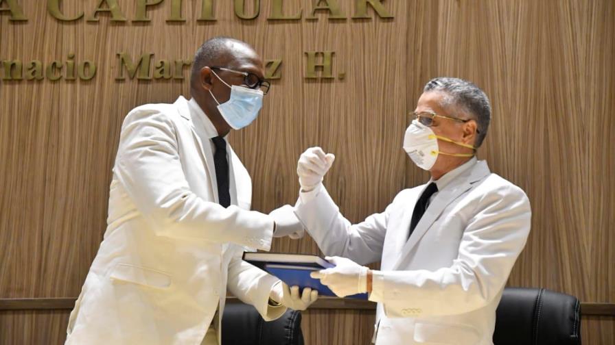 Alfredo Martínez pide apoyar gestión de Manuel Jiménez, nuevo alcalde de Santo Domingo Este