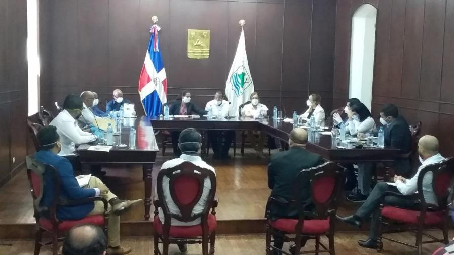 Envían a comisión propuesta de alcalde de Puerto Plata de vender yipeta