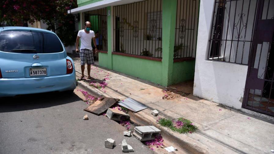 Residentes del sector Don Bosco se quejan de cloaca en mal estado