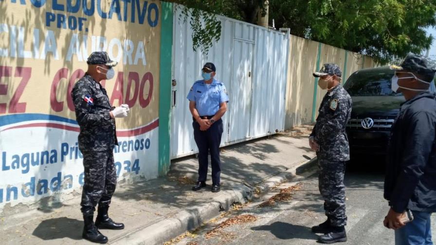 Apresan a tres personas que vendían por Facebook computadoras de República Digital