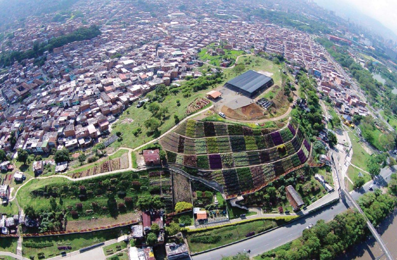 Vista actual del morro de Moravia, Medellín.