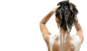 El truco de lavarte el cabello correctamente